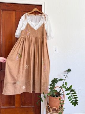 Story MFG brown cotton peace embroidered sundress